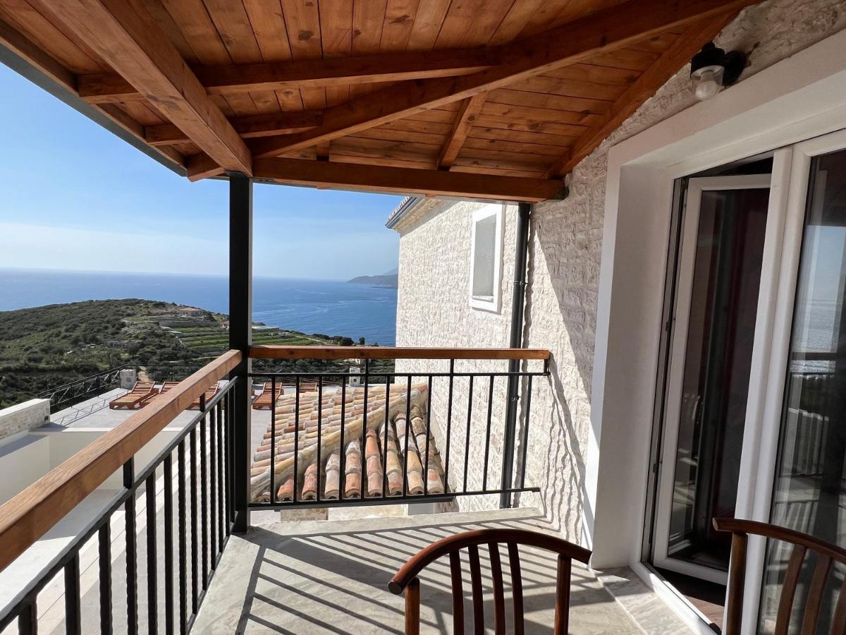 Argileos Apartment Himare Bagian luar foto