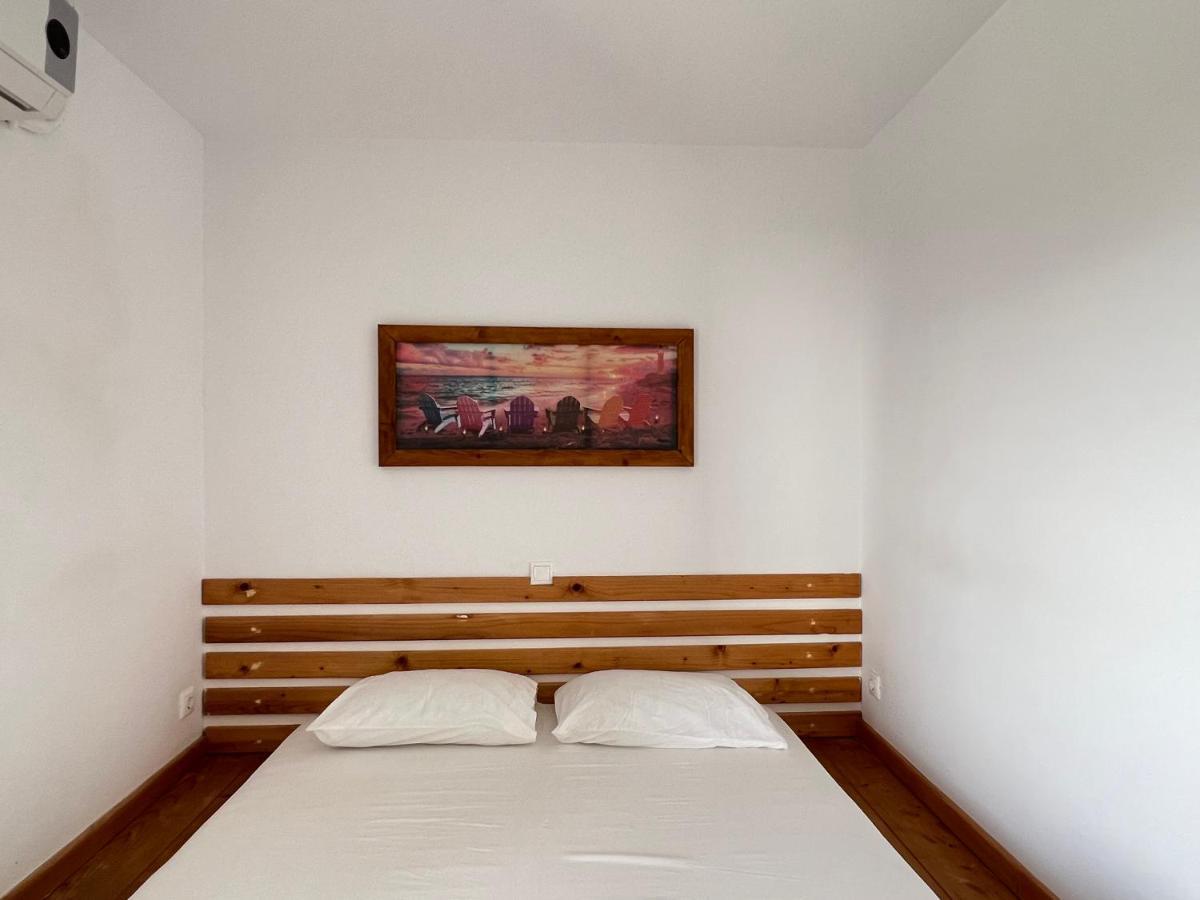 Argileos Apartment Himare Bagian luar foto