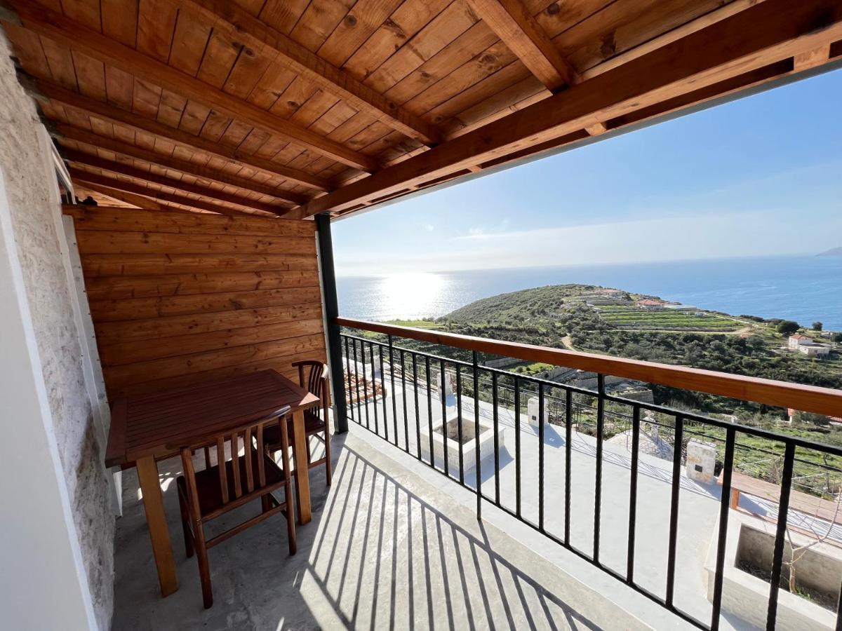 Argileos Apartment Himare Bagian luar foto