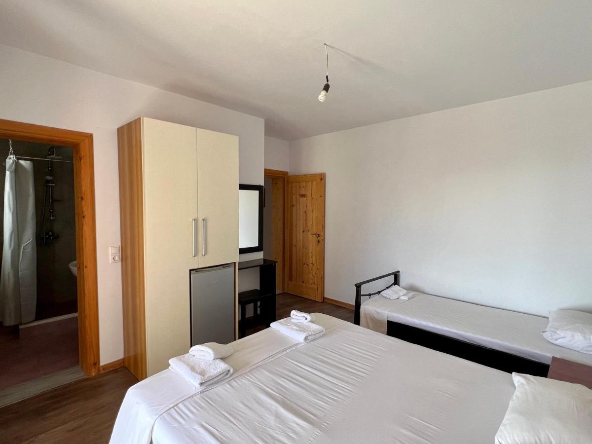 Argileos Apartment Himare Bagian luar foto