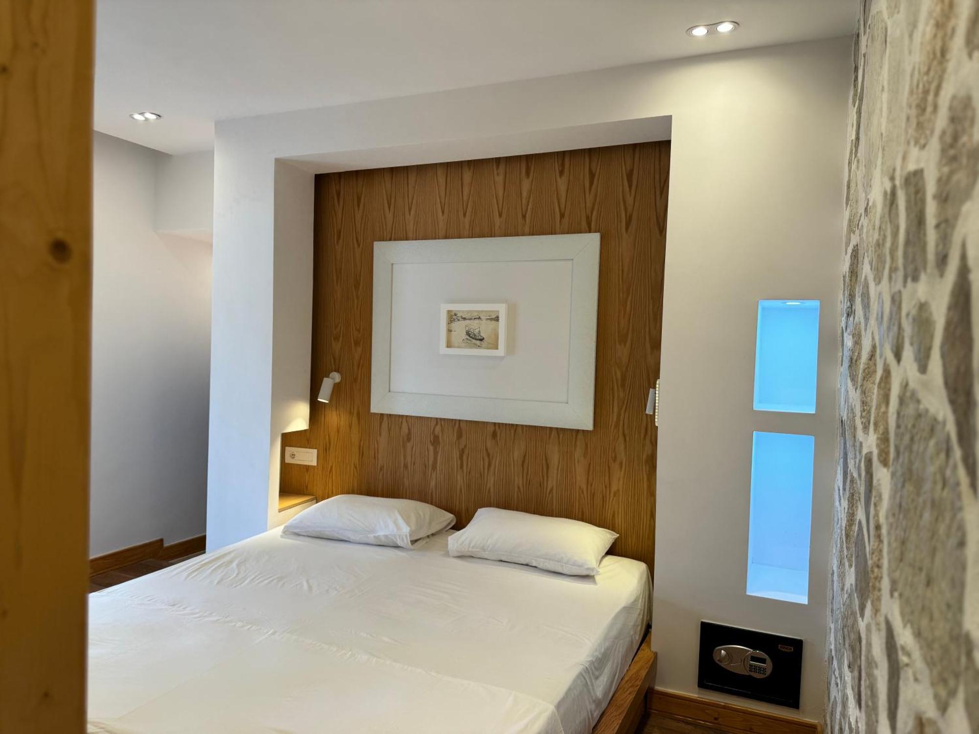 Argileos Apartment Himare Bagian luar foto