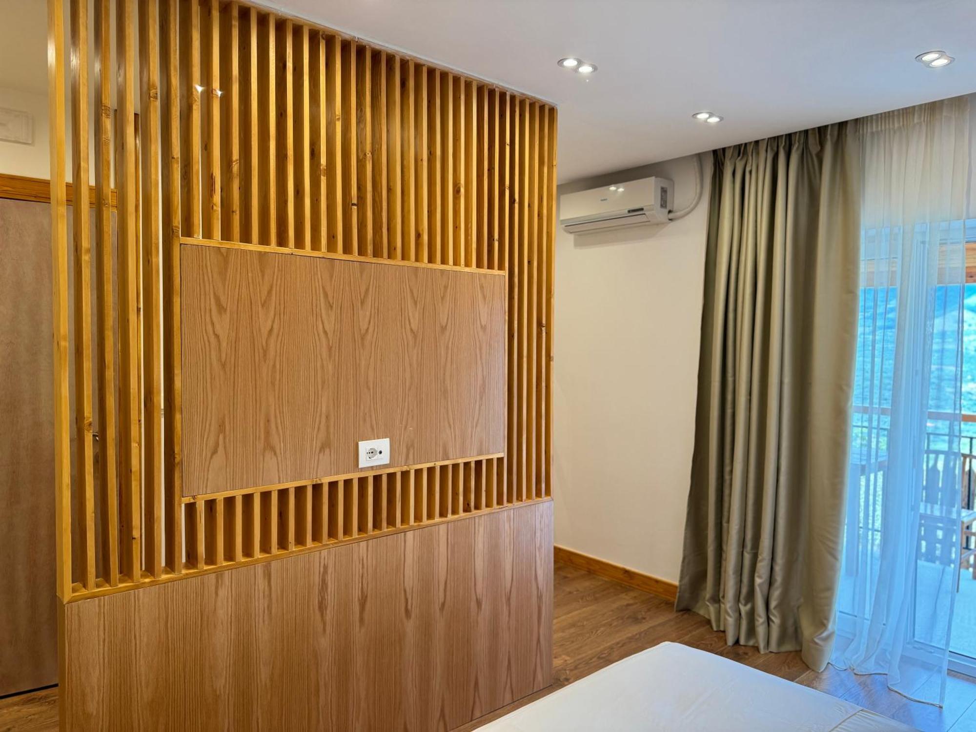Argileos Apartment Himare Bagian luar foto