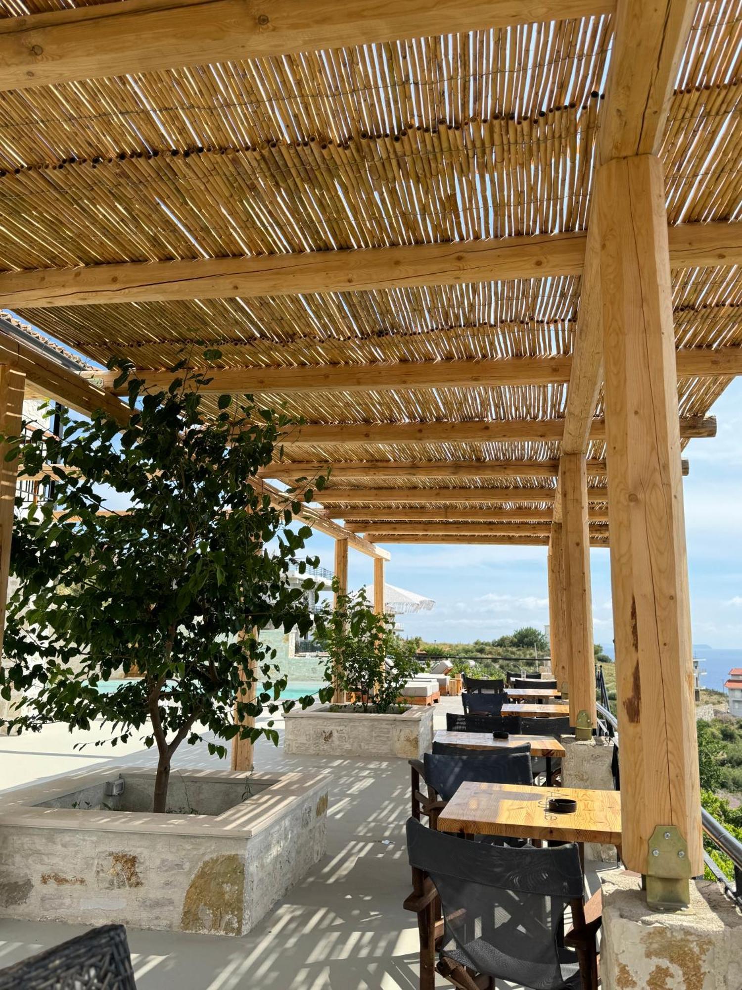 Argileos Apartment Himare Bagian luar foto
